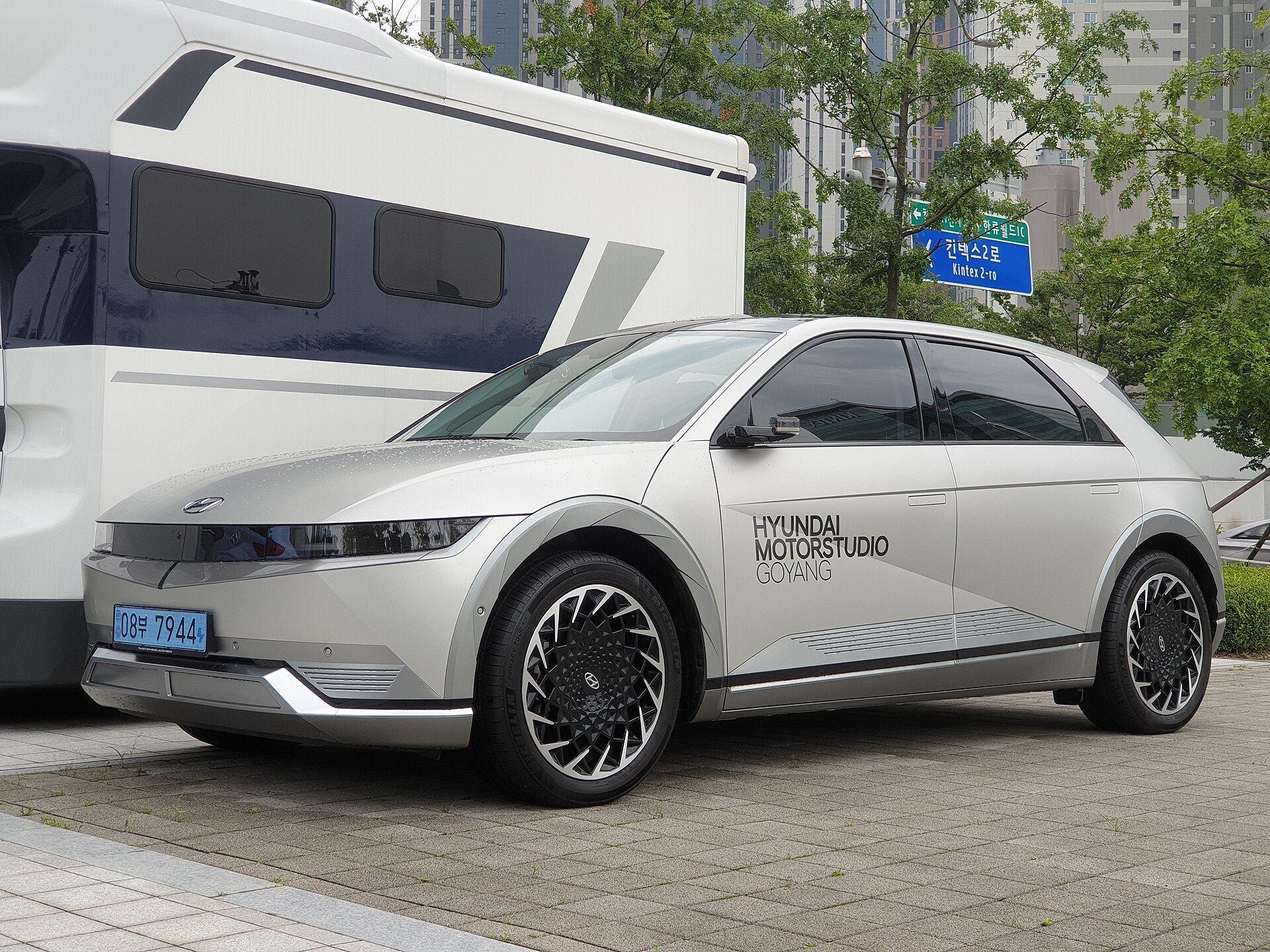 Gravity Gold Matte Hyundai IONIQ 5 Prestige NE Electric hatchback.